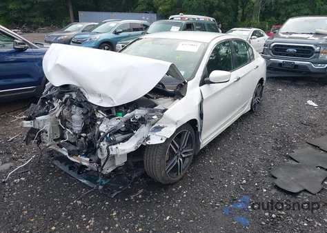 2017 Honda Accord Sport z USA, uszkodzony, nr VIN 1HGCR2F5XHA118839